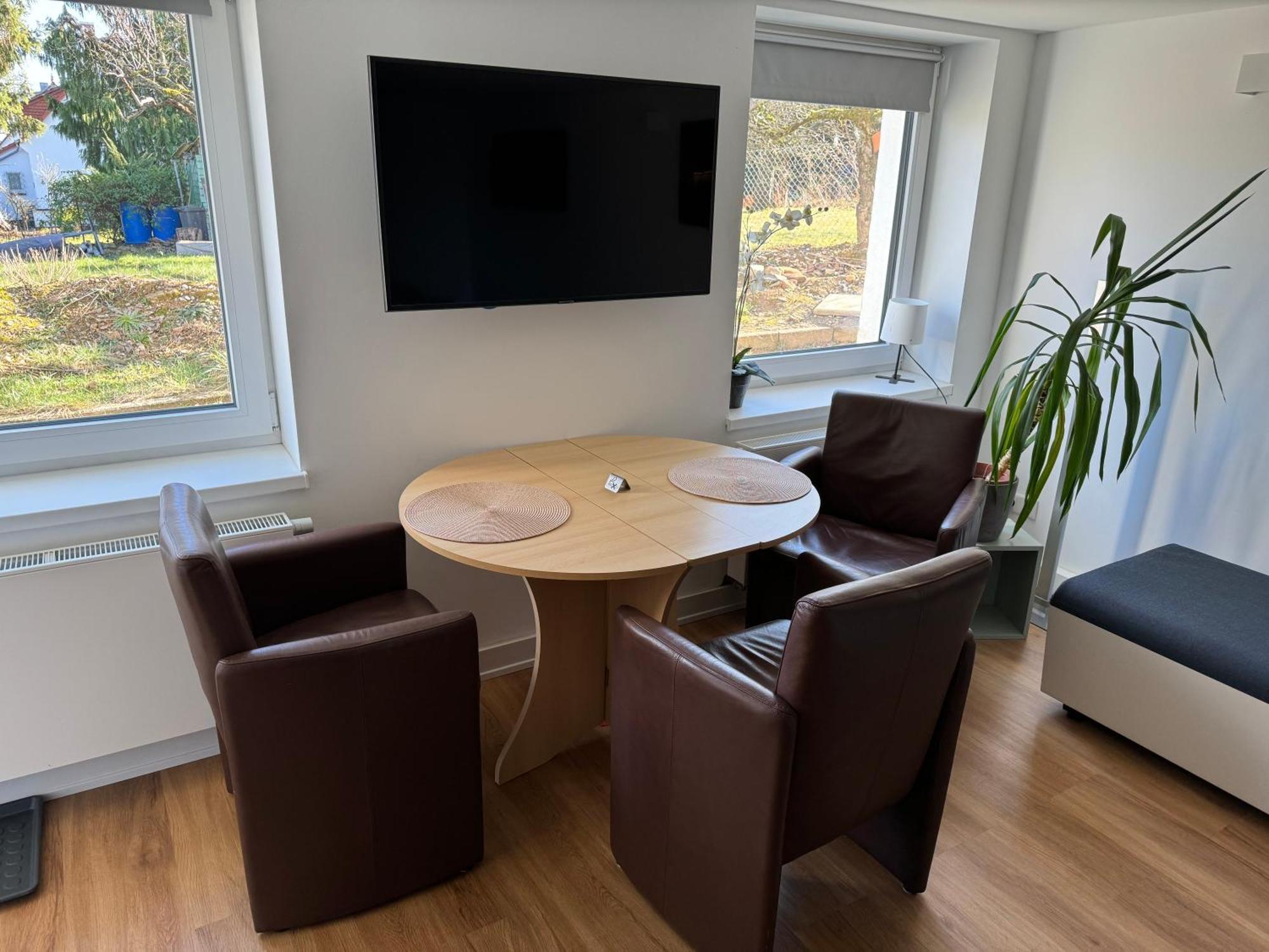 Modernes Apartment, Ruhige Lage, Stadtnah Kelkheim Εξωτερικό φωτογραφία